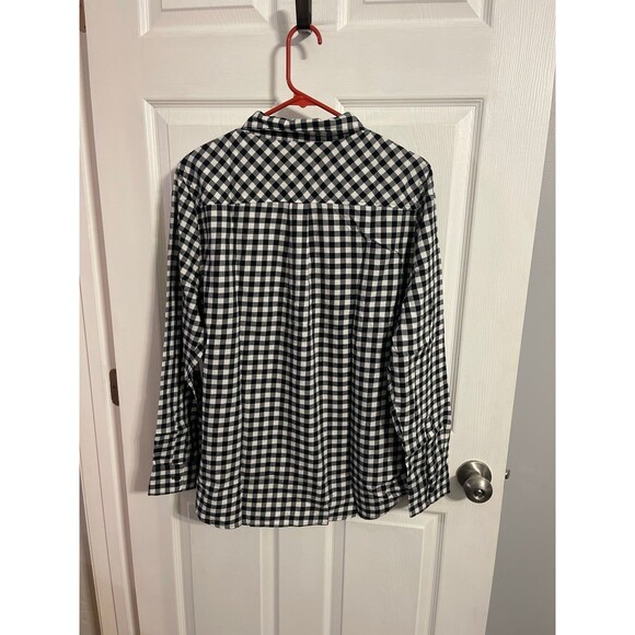 Amazon Essentials Women's Long-Sleeve Button-Down Poplin Shirt Size XL New - Picture 3 of 4